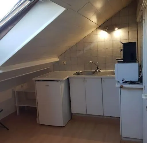 Petit La Madeleine Nantes